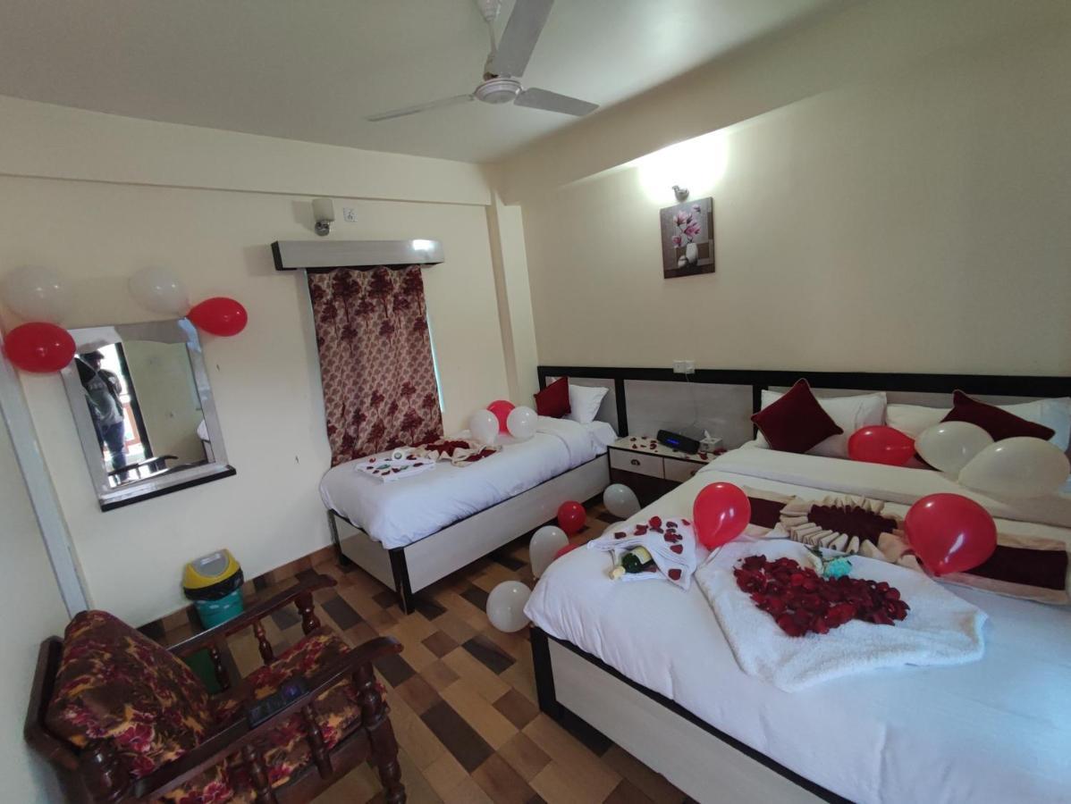 Hotel Kajiinn Pokhara Dış mekan fotoğraf