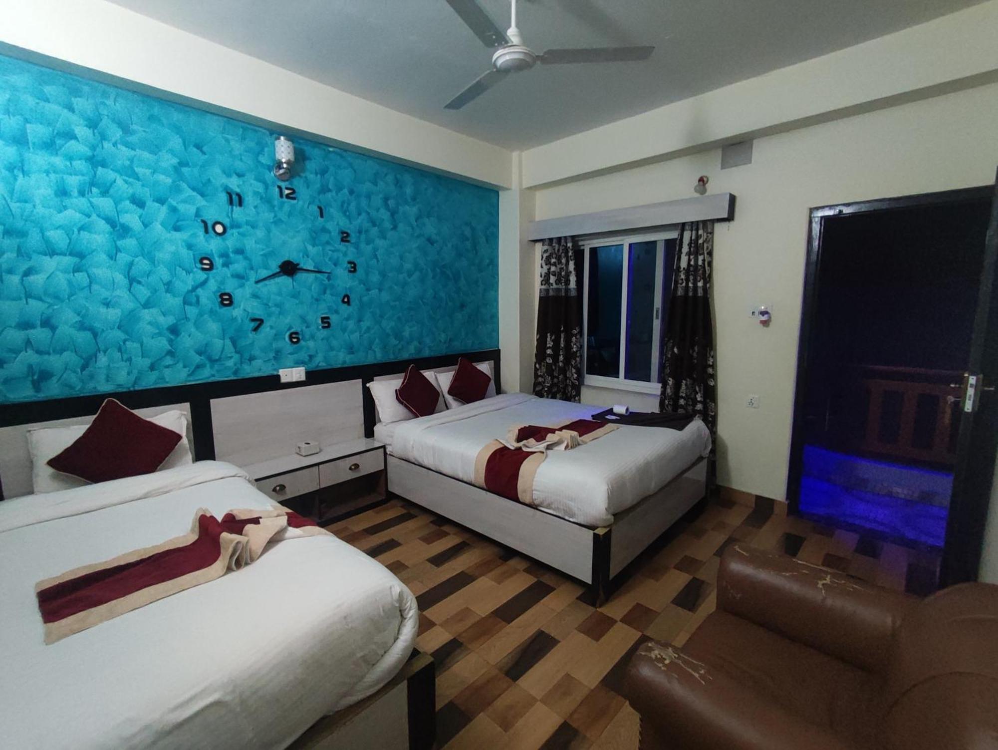 Hotel Kajiinn Pokhara Dış mekan fotoğraf